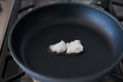 how to melt coconut oil using stovetop